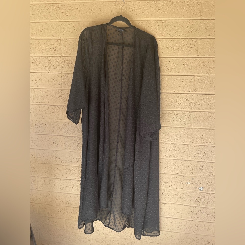 Torrid Black Heart Sheer Clip Dot Chiffon Duster Kimono - Picture 5 of 6